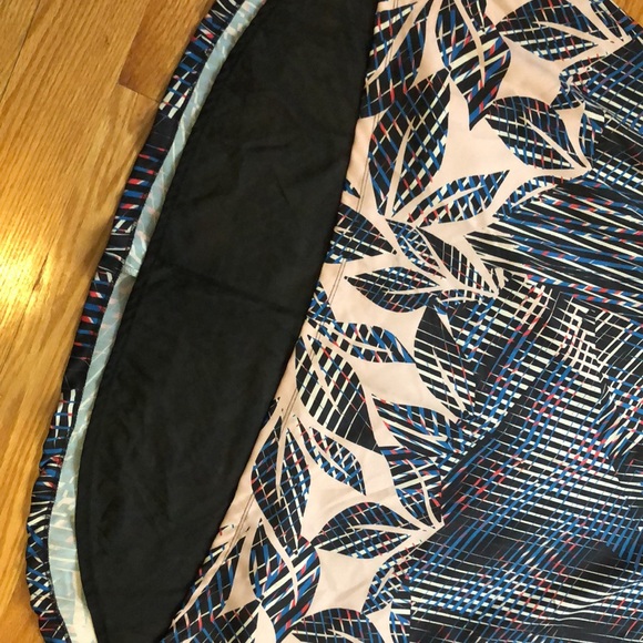 Hi-low Dress... - Picture 3 of 5